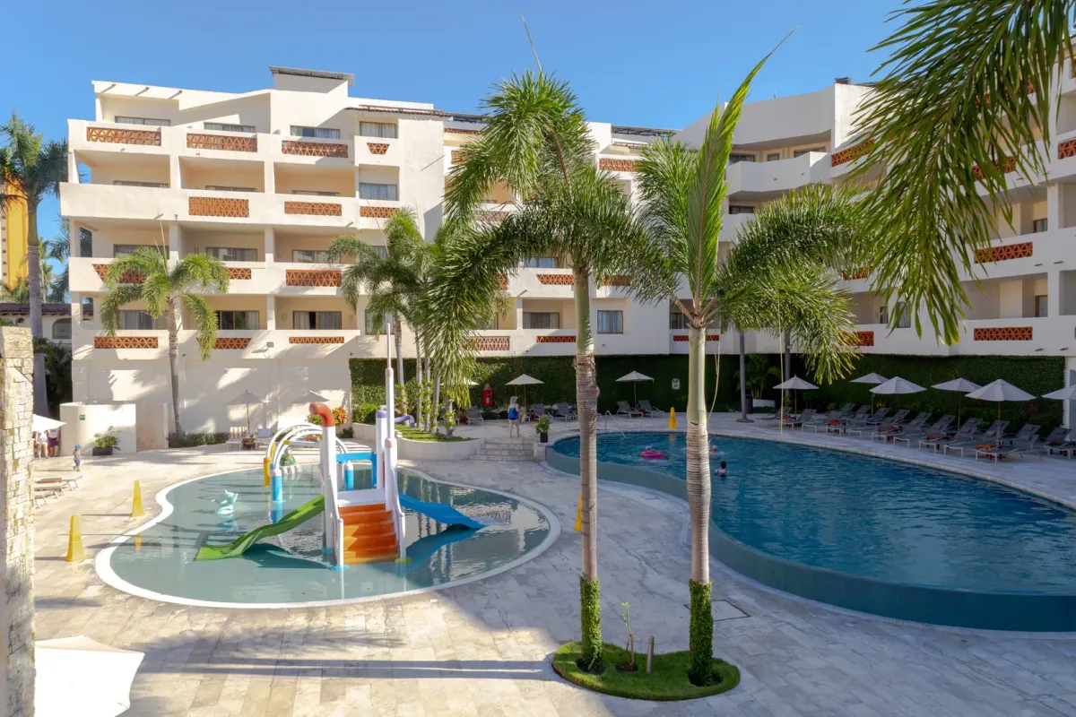 Imagen de portada para Canto del Sol Puerto Vallarta: Tu Resort Familiar Todo Incluido en el Pacífico Mexicano